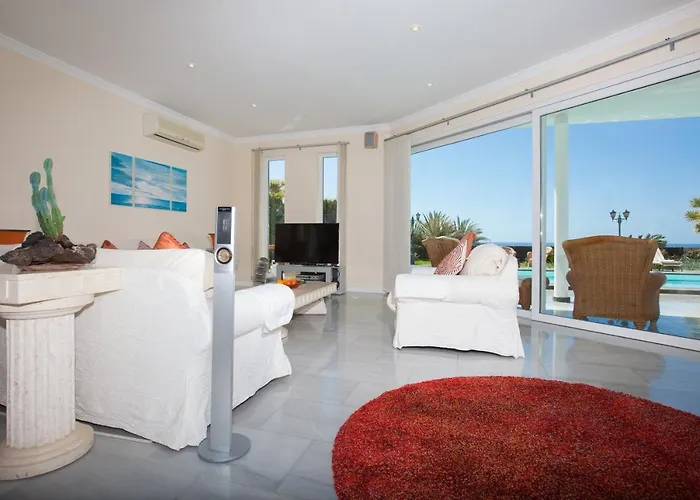 Bright And Spacious Puerto Calero 3 Bedrooms Viejo Villa *